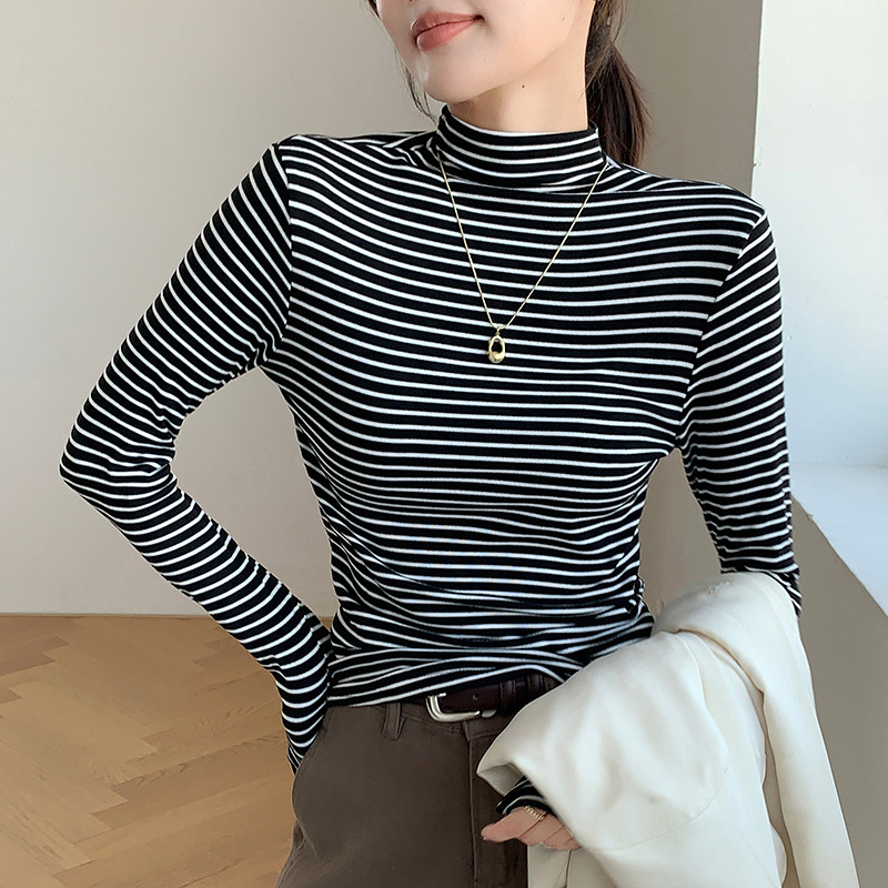 クラシックなストライプ柄の女性用モックネックトップス、スリム - Base Layer Top のレビューと価格